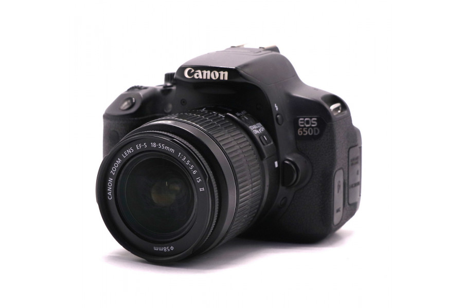 Canon EOS 650D kit (пробег 95150 кадров)