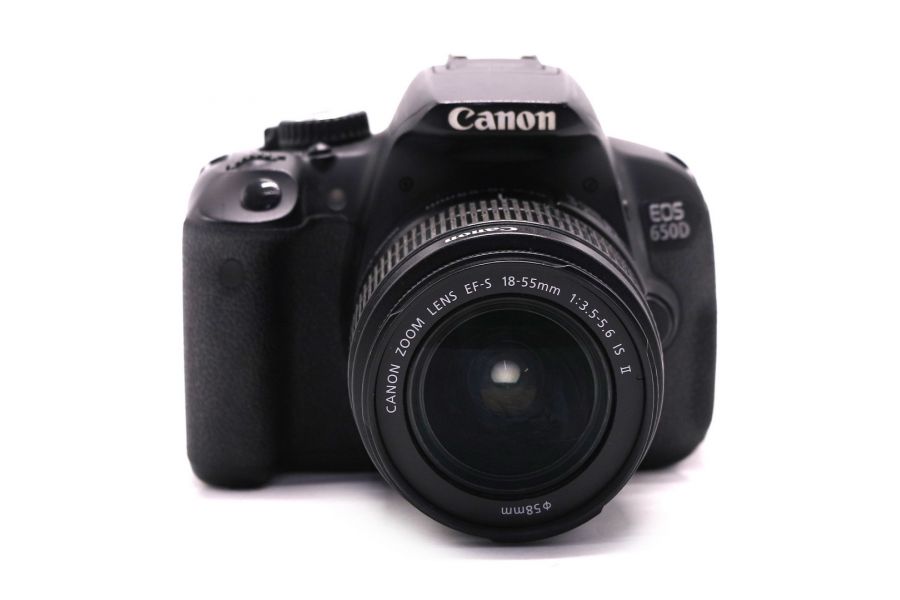 Canon EOS 650D kit (пробег 95150 кадров)