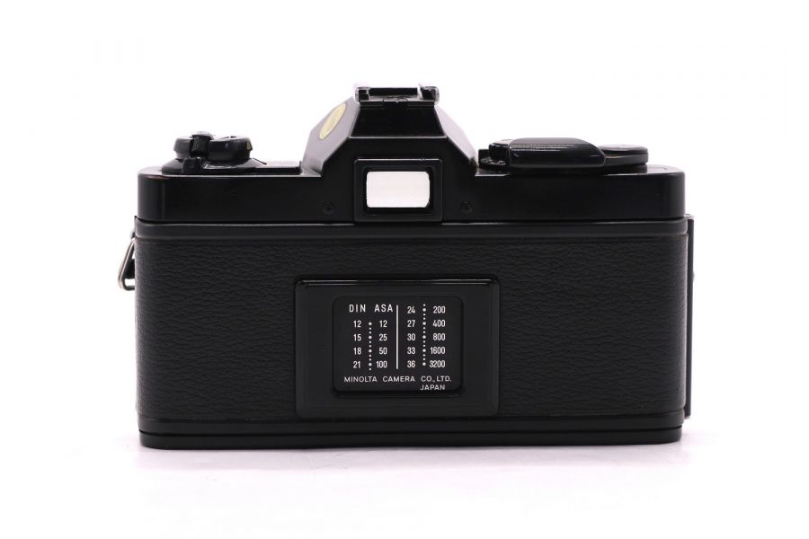 Зеркальный пленочный фотоаппарат Minolta XG9 body