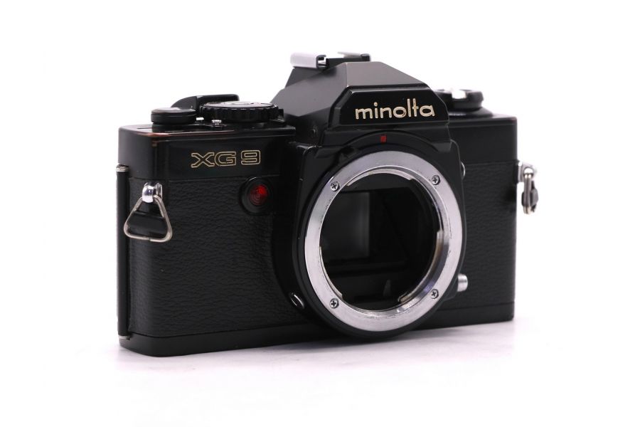 Зеркальный пленочный фотоаппарат Minolta XG9 body