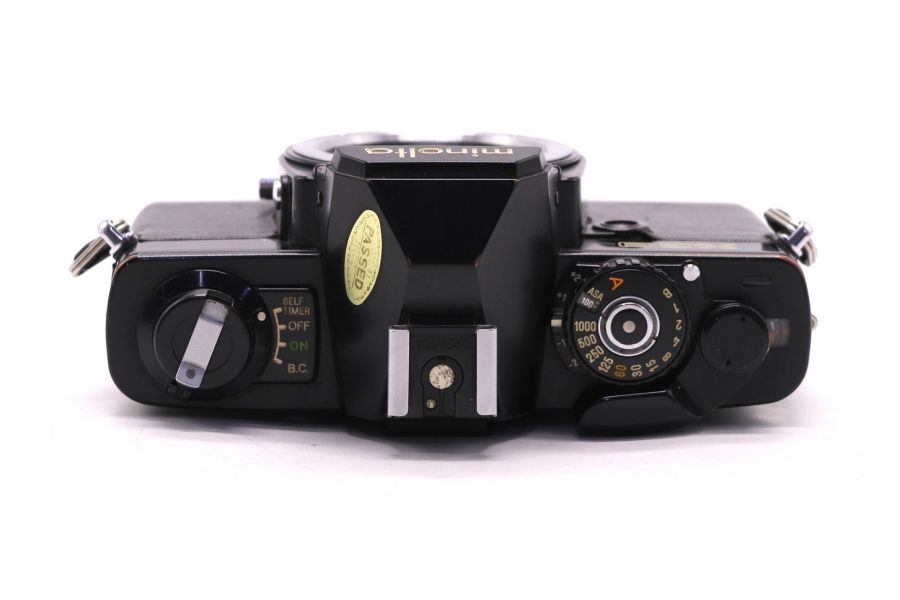 Зеркальный пленочный фотоаппарат Minolta XG9 body