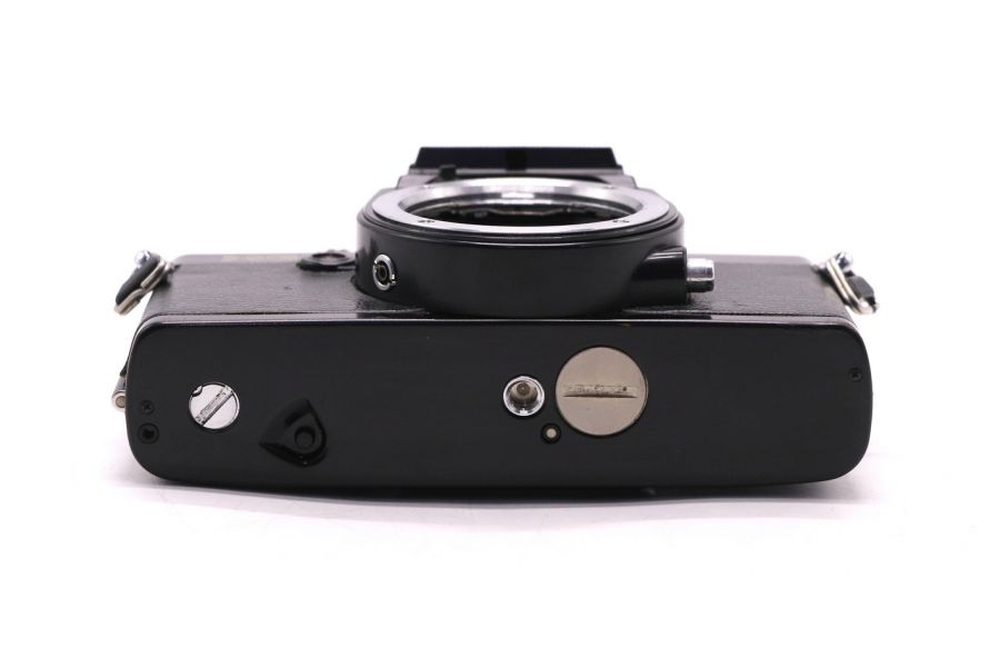 Зеркальный пленочный фотоаппарат Minolta XG9 body