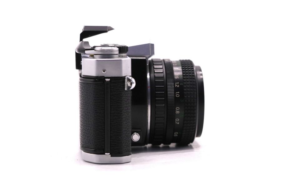 Пленочный зеркальный фотоаппарат Fujica AX-1 kit