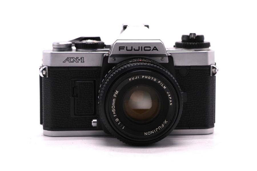 Пленочный зеркальный фотоаппарат Fujica AX-1 kit