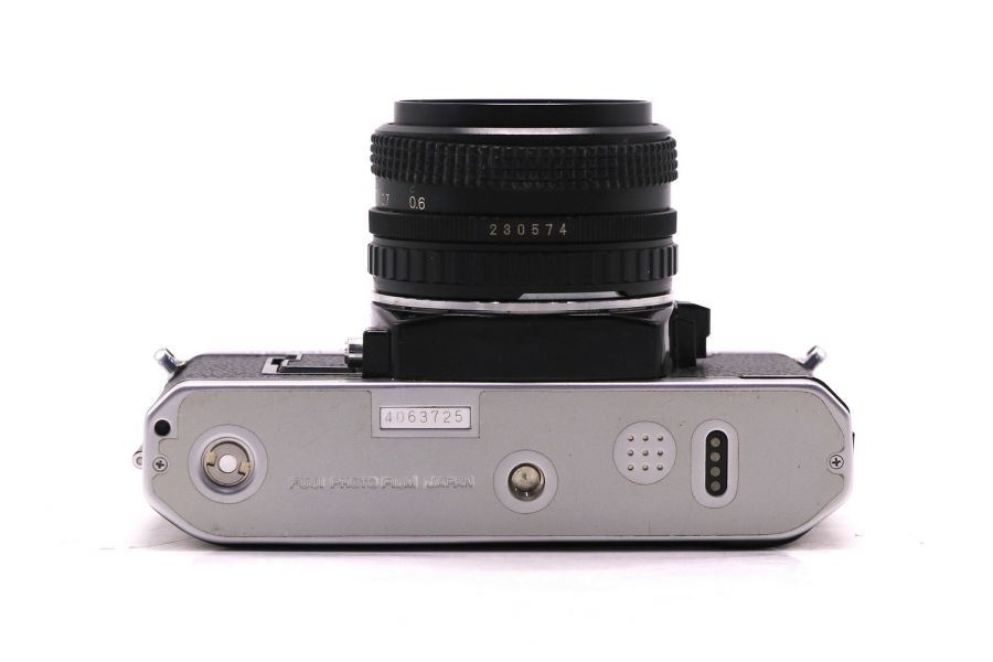Пленочный зеркальный фотоаппарат Fujica AX-1 kit
