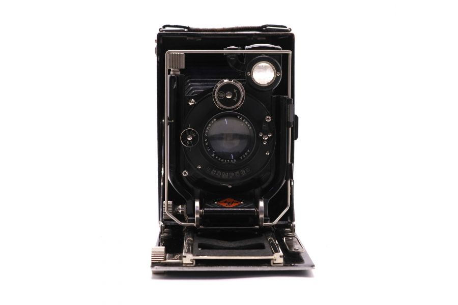 Складной немецкий фотоаппарат Agfa Jsolar