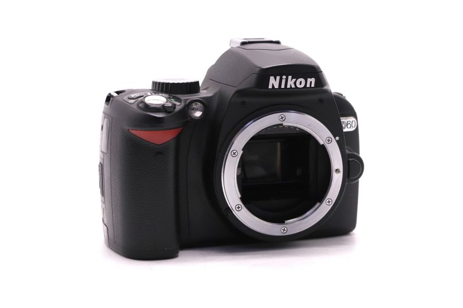 Nikon D60 body в упаковке (пробег 20425 кадров)