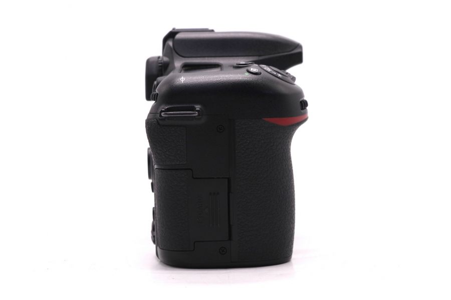 Nikon D7500 body в упаковке (пробег 26880 кадров)