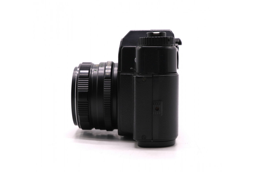 Зеркальный фотоаппарат Зенит 122 kit Гелиос