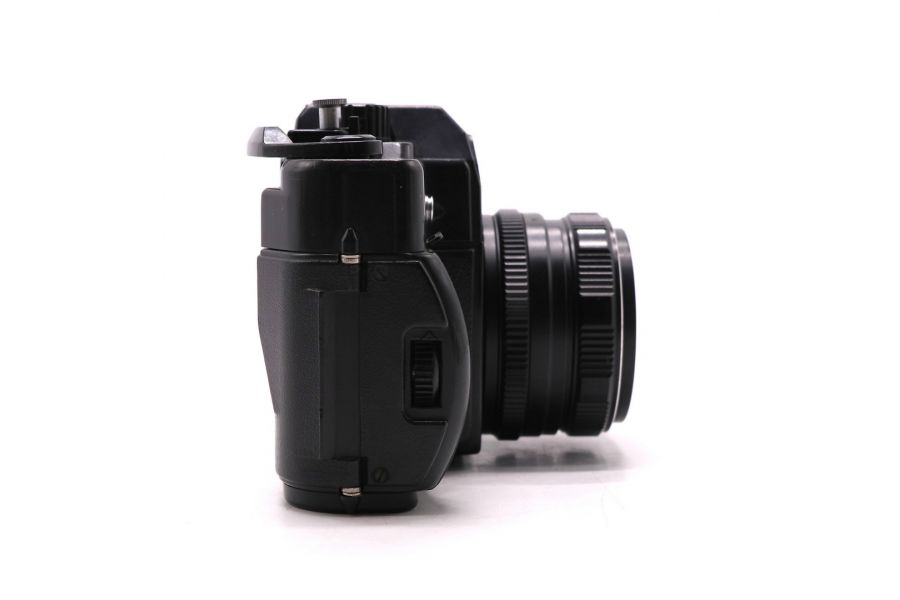 Зеркальный фотоаппарат Зенит 122 kit Гелиос