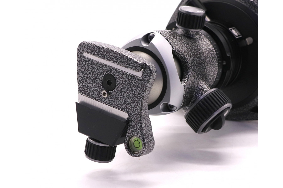 Штатив Gitzo GT5543LS + голова Gitzo GH1382QD