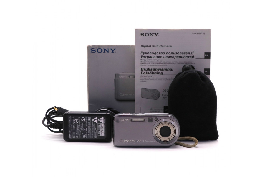 Фотокамера Sony Cyber-Shot DSC-P200 в упаковке