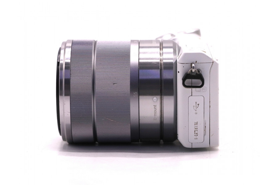 Фотокамера Sony Nex-5R kit (пробег 3320 кадров)