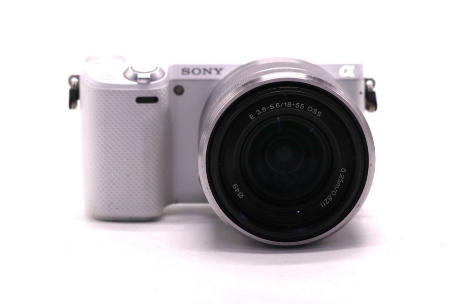 Фотокамера Sony Nex-5R kit (пробег 3320 кадров)