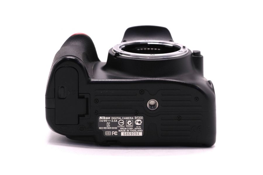 Зеркальный фотоаппарат Nikon D5100 body
