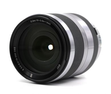 Sony 18-200mm f/3.5-6.3 E OSS (SEL18200) неисправен