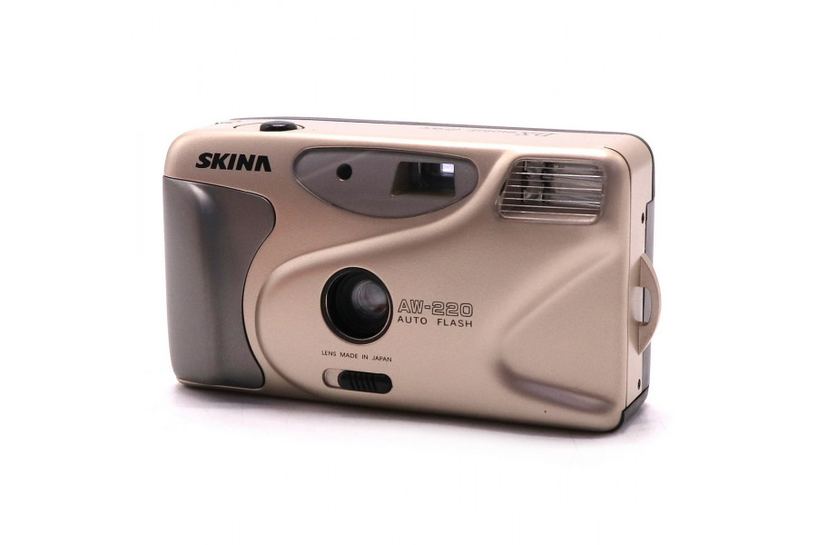 Плёночный фотоаппарат Skina AW-220 в упаковке