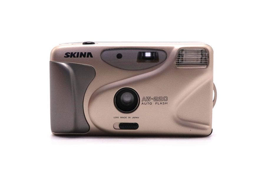 Плёночный фотоаппарат Skina AW-220 в упаковке