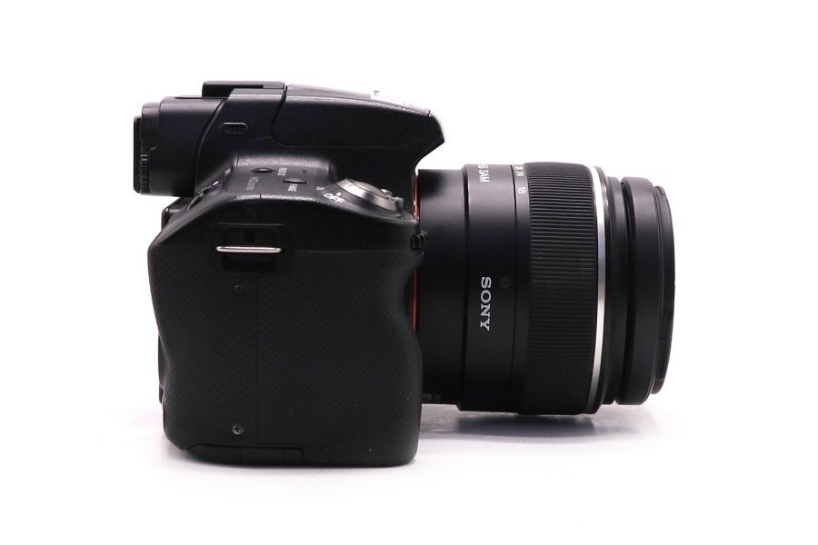 Фотокамера Sony A33 kit (пробег 49100 кадров)
