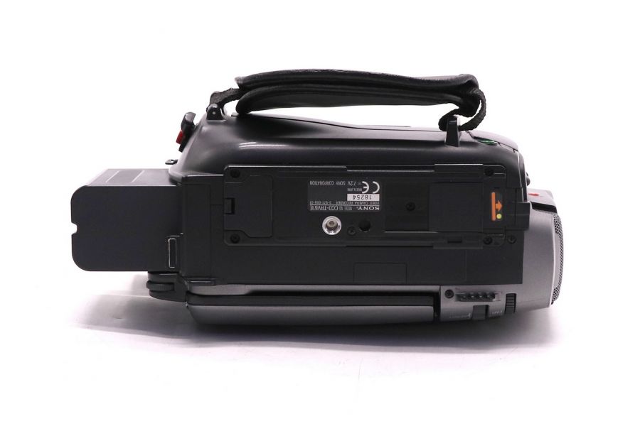 Видеокамера Sony CCD-TRV61E Handycam Video Hi8
