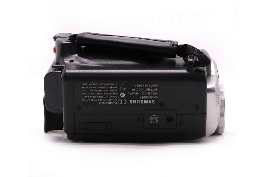 Видеокамера аналоговая Samsung VP-W71 формата Hi8