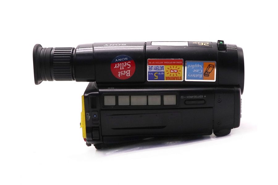 Видеокамера Sony CCD-TR402E в упаковке