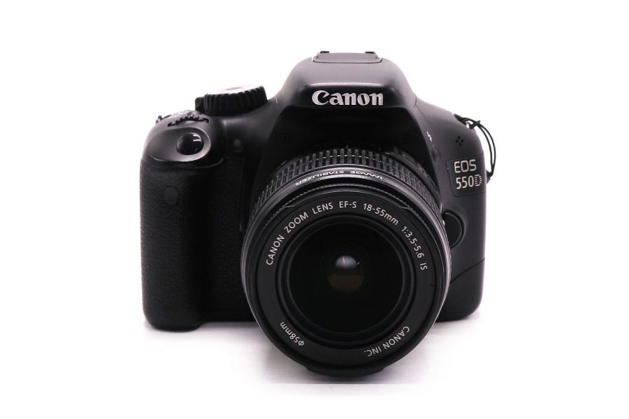 Canon EOS 550D kit в упаковке (пробег 635 кадров)