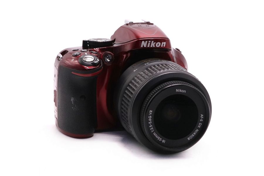 Фотокамера Nikon D5200 kit (пробег 870 кадров)