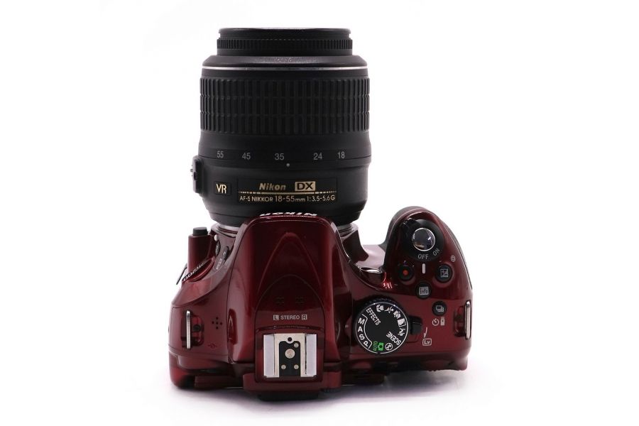 Фотокамера Nikon D5200 kit (пробег 870 кадров)