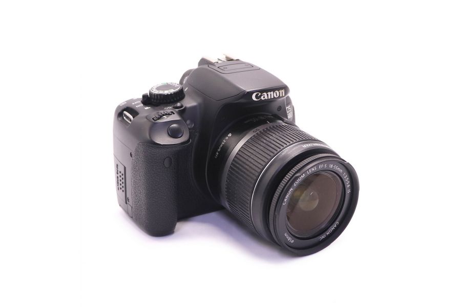 Canon EOS 650D kit в упаковке (пробег 23460 кадров)