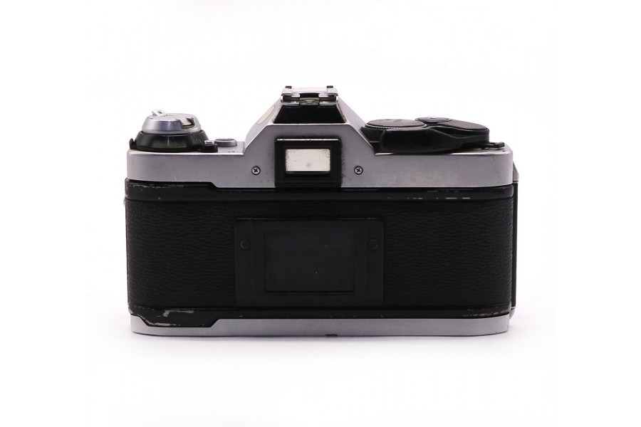 Зеркальный фотоаппарат Canon AE-1 Program silver