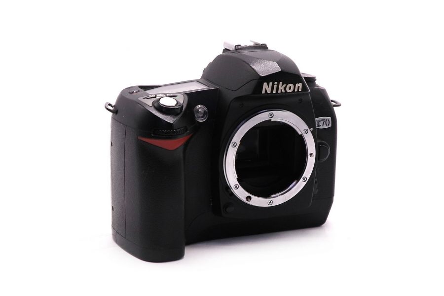 Фотокамера Nikon D70 body (пробег неизвестен)