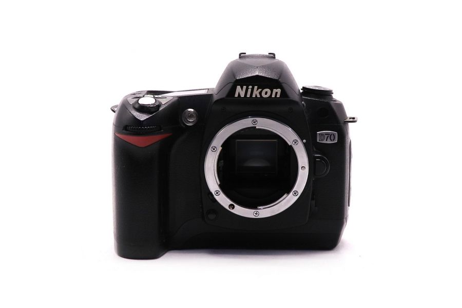 Фотокамера Nikon D70 body (пробег неизвестен)