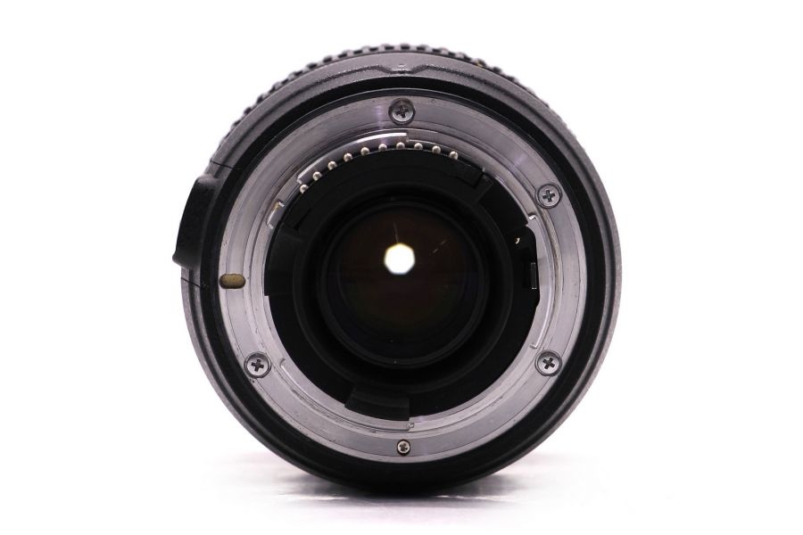 Цифровой Nikon 18-70mm f/3.5-4.5G ED-IF AF-S DX Zoom Nikkor