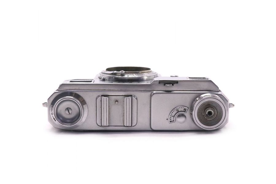 Компактный пленочный фотоаппарат Contax II body