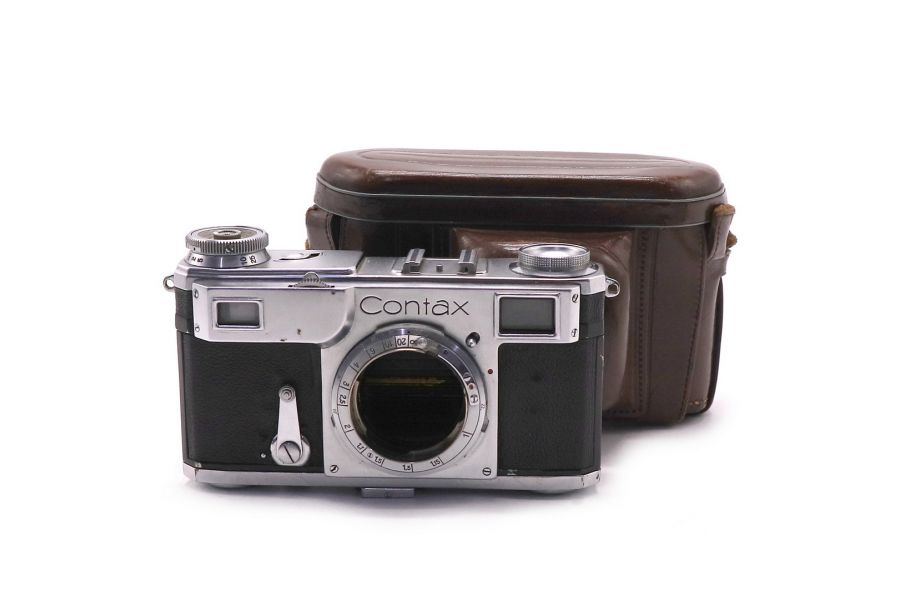 Компактный пленочный фотоаппарат Contax II body