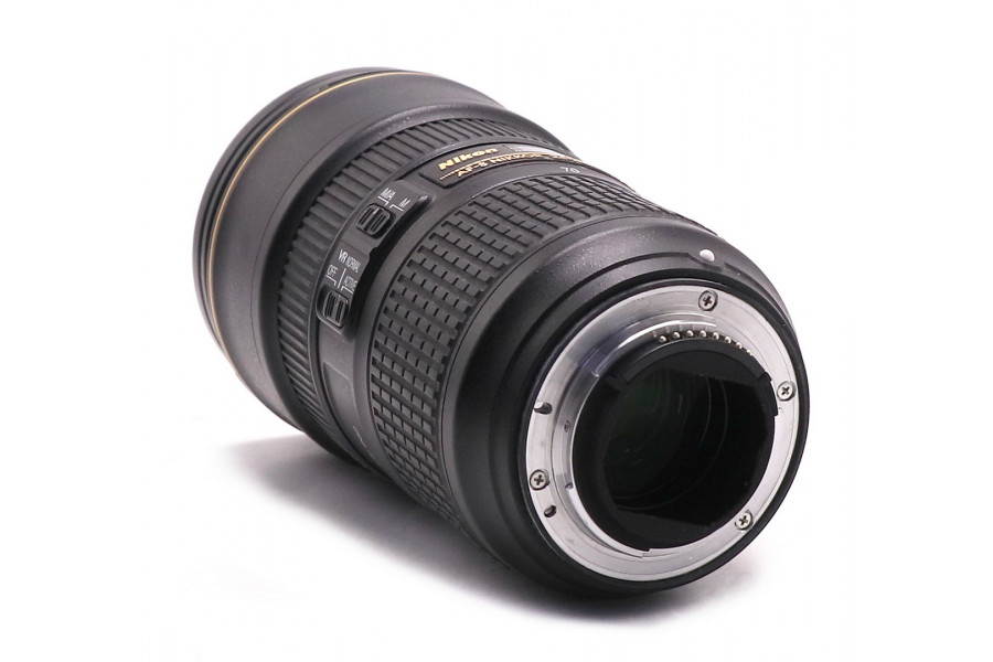 Зум-объектив Nikon 24-70mm f/2.8E ED VR AF-S Nikkor