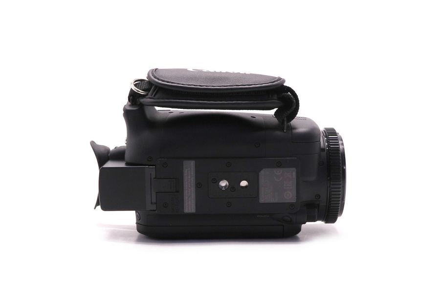 Видеокамера компактная Canon Legria HF G26 Full HD