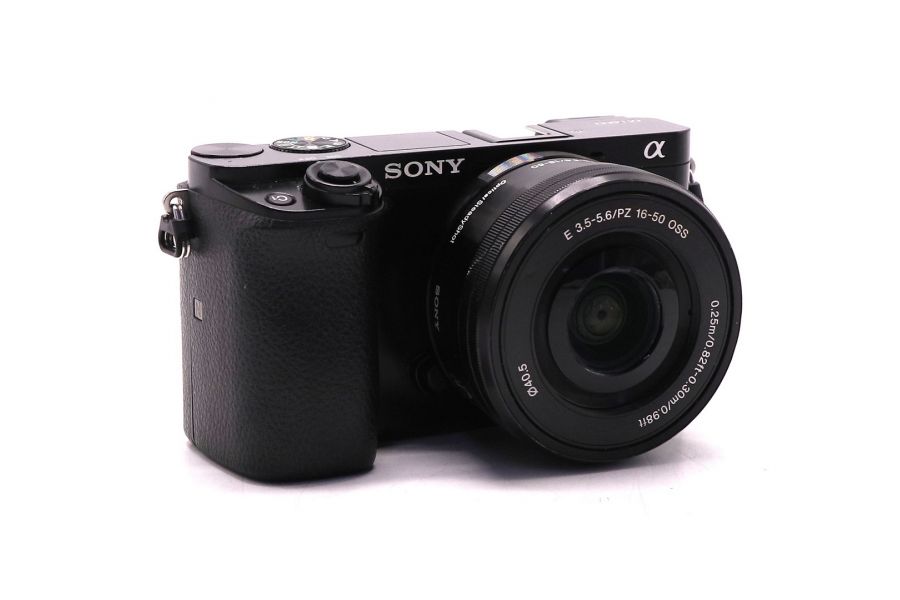 Sony A6000 ILCE-6000 kit в упаковке (пробег 19610 кадров)