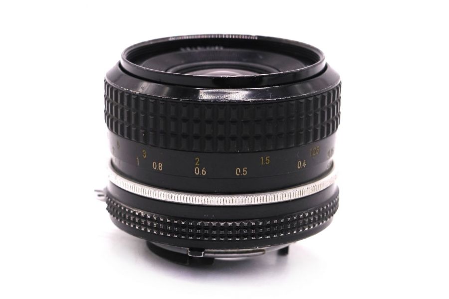 Мануальный объектив Nikon AI Nikkor 35mm f/2