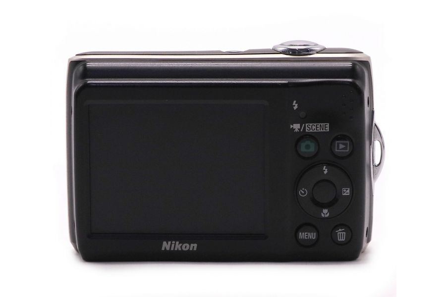 Фотоаппарат Nikon Coolpix L21 в упаковке