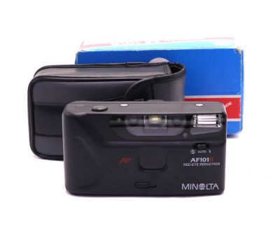 Винтажная камера Minolta AF101R в упаковке