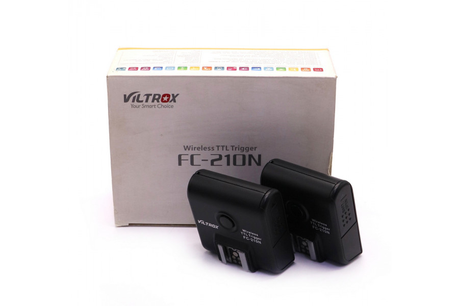 Радиосинхронизатор Viltrox FC-210N в упаковке
