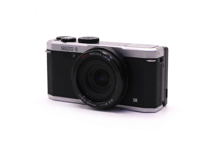 Цифровая компактная фотокамера Pentax MX-1