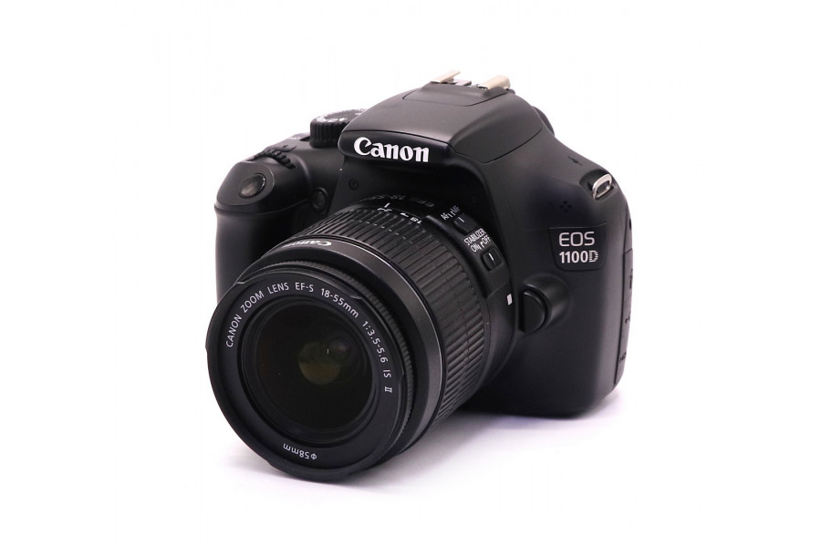 Фотокамера Canon EOS 1100D kit (пробег 44505 кадров)