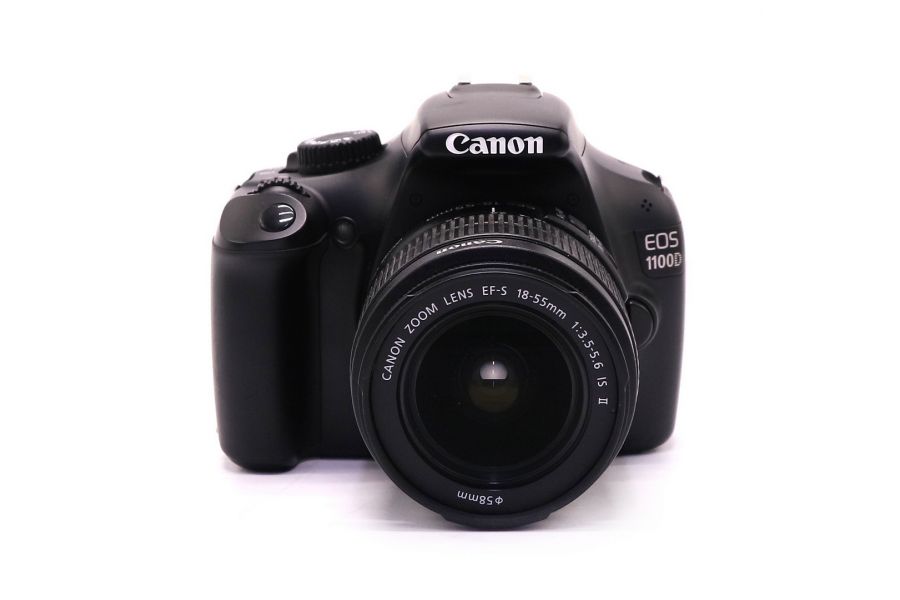 Фотокамера Canon EOS 1100D kit (пробег 44505 кадров)