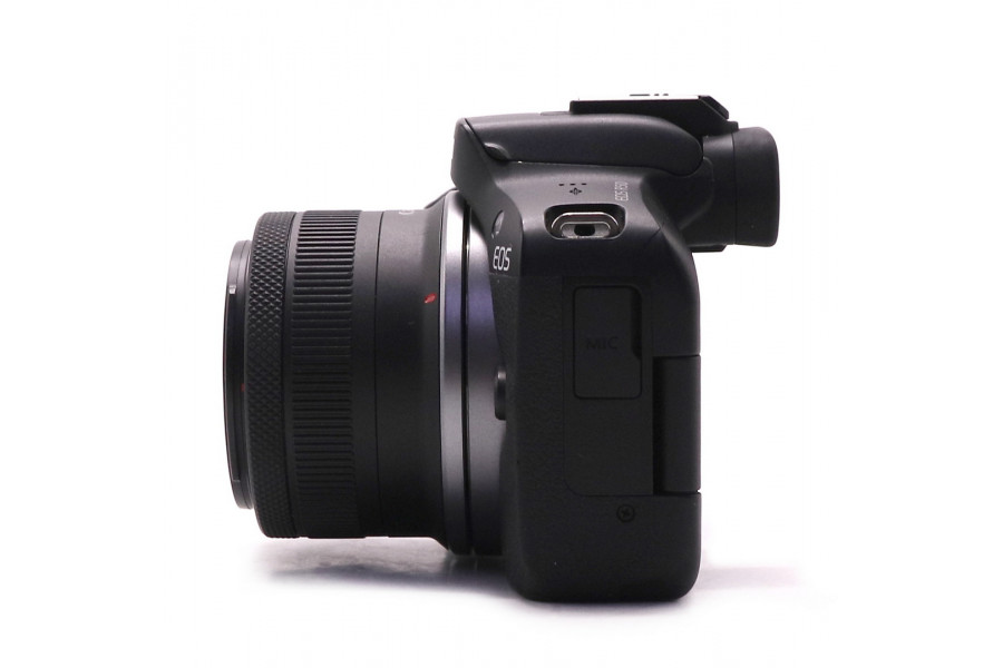 Фотоаппарат Canon EOS R50 kit в упаковке