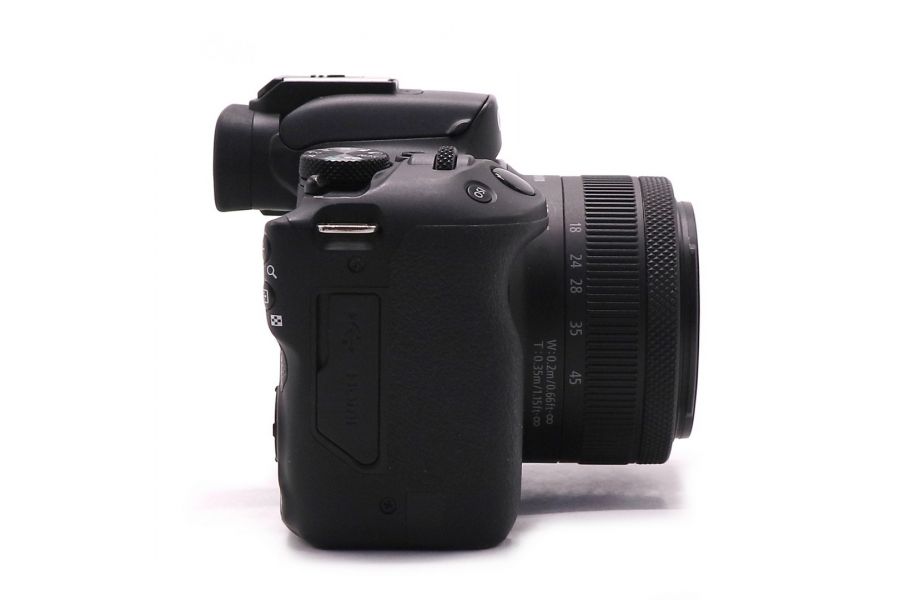 Фотоаппарат Canon EOS R50 kit в упаковке