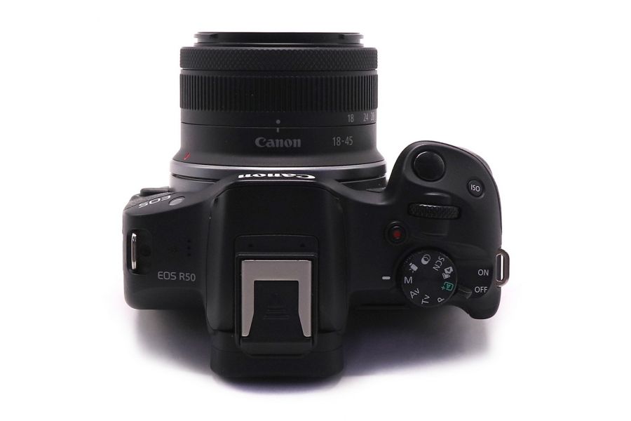Фотоаппарат Canon EOS R50 kit в упаковке