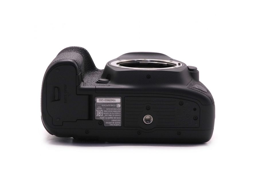 Canon EOS 5D Mark IV body в упаковке (пробег 5 кадров)